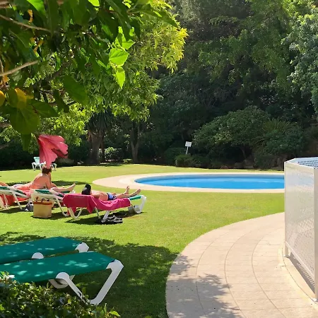 Jardines Del Mar Μαρμπέλλα